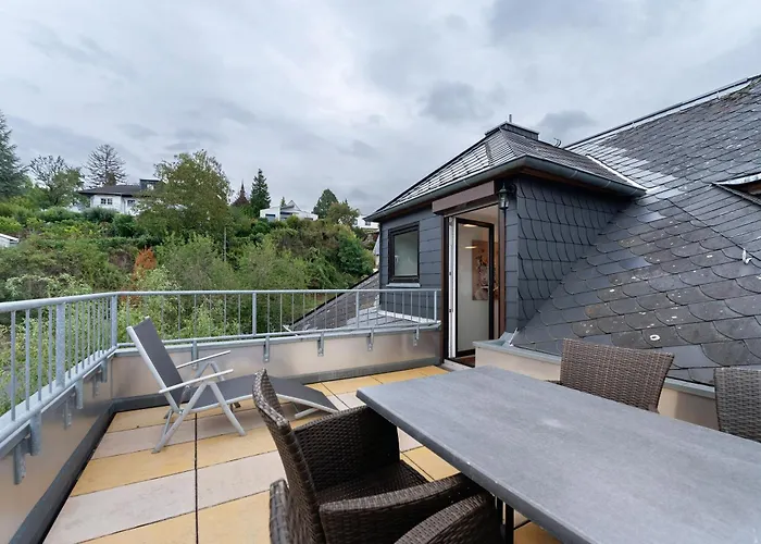 Im Rosenberg Mit Dachterasse ラーンシュタイン