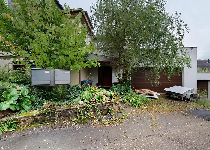 Im Rosenberg Mit Dachterasse * ラーンシュタイン